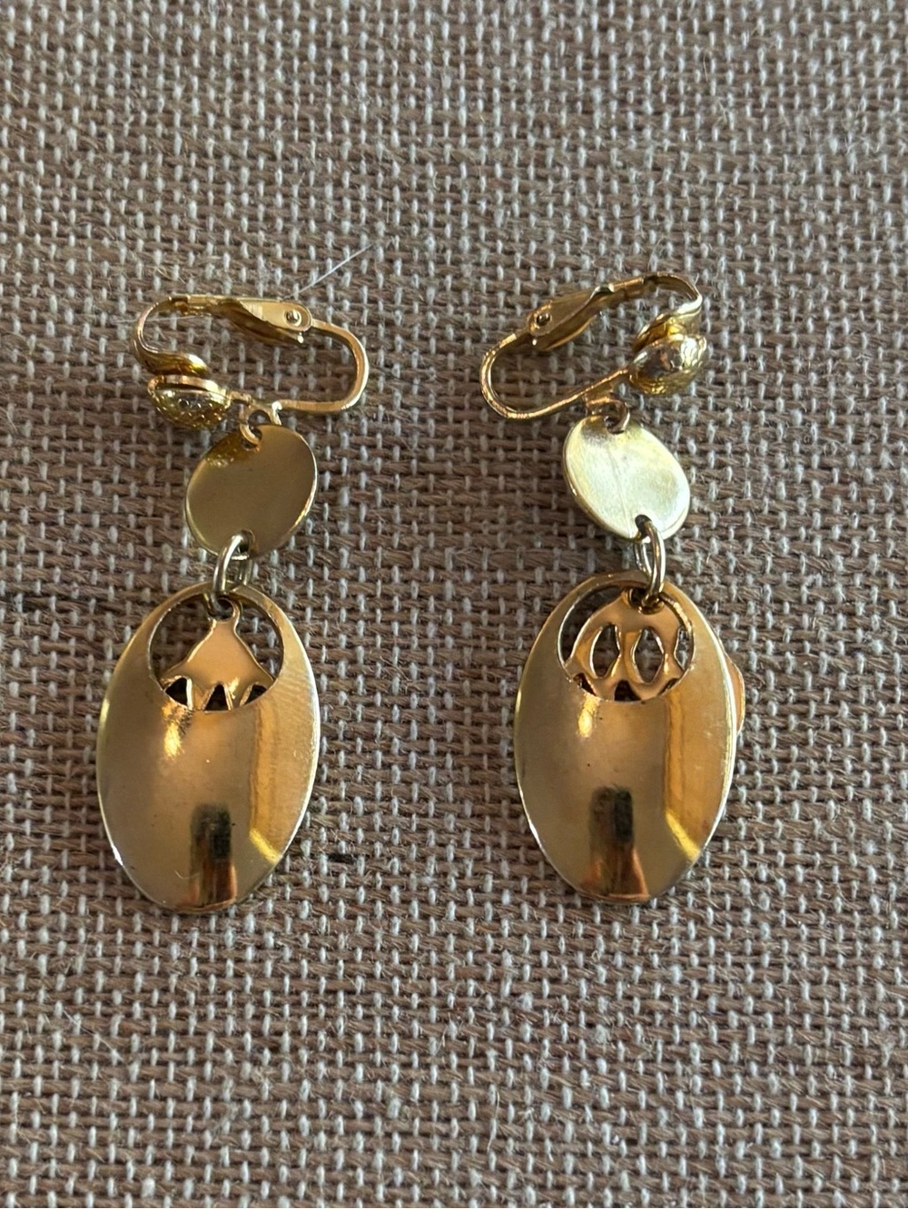 Gold Tone Oval Dangle Clip On Earrings